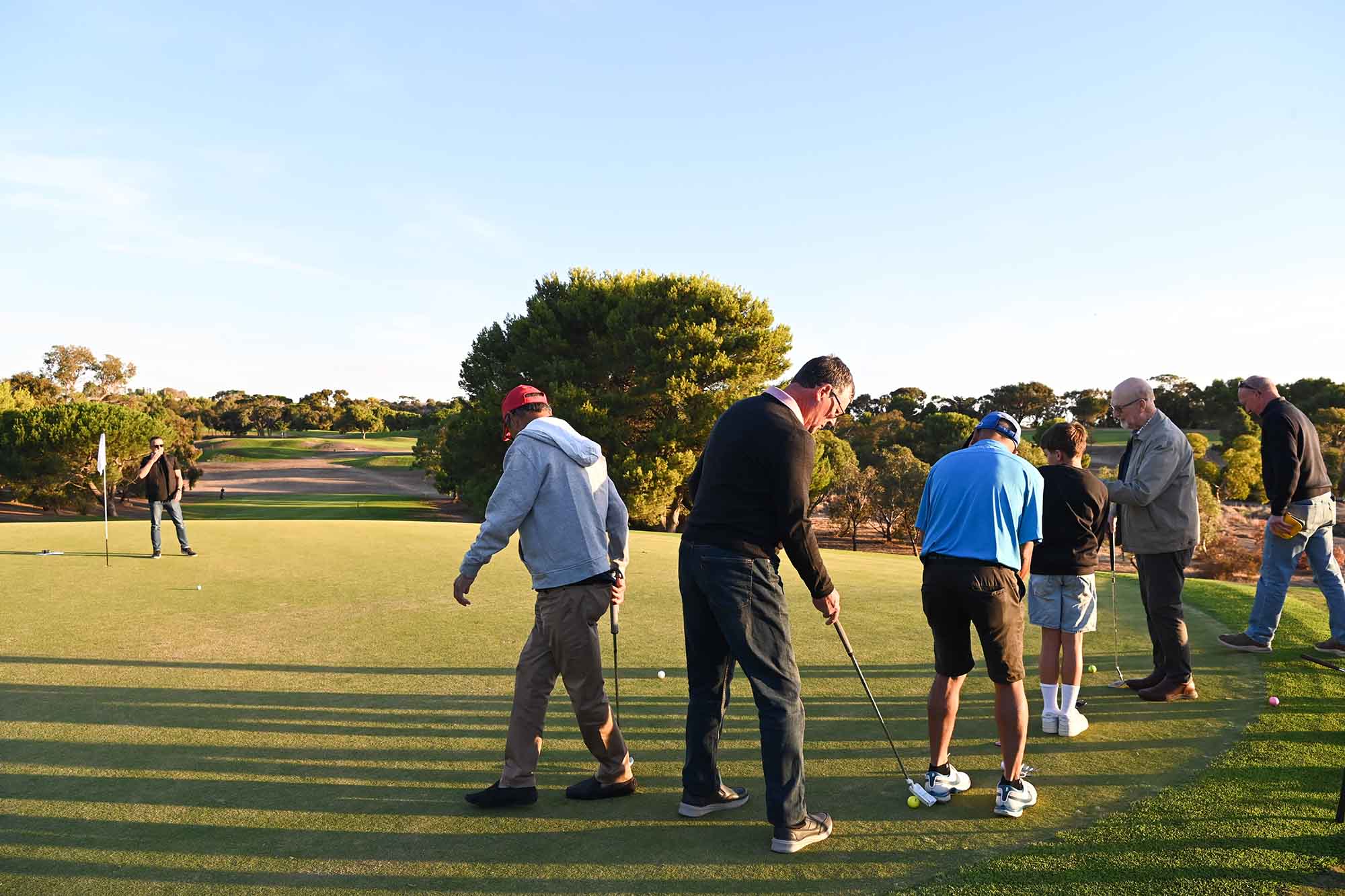 Play Seacliff Golf Course